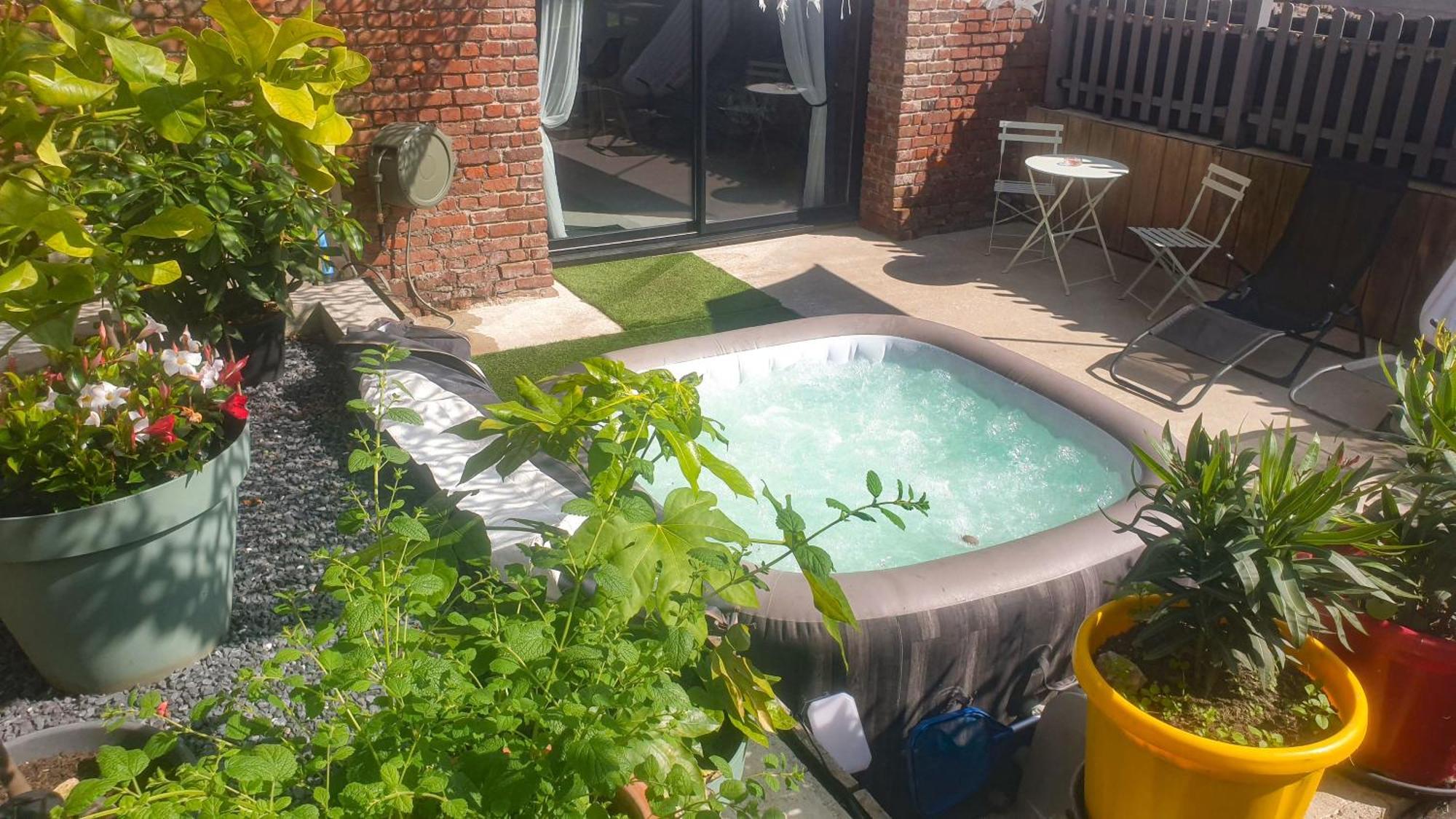 Gary Suite - Studio Cosy, Spa Et Jardin Privatif A 4 Min De Cambrai Awoingt Esterno foto