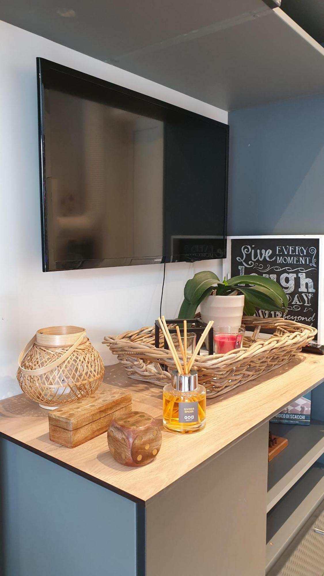 Gary Suite - Studio Cosy, Spa Et Jardin Privatif A 4 Min De Cambrai Awoingt Esterno foto