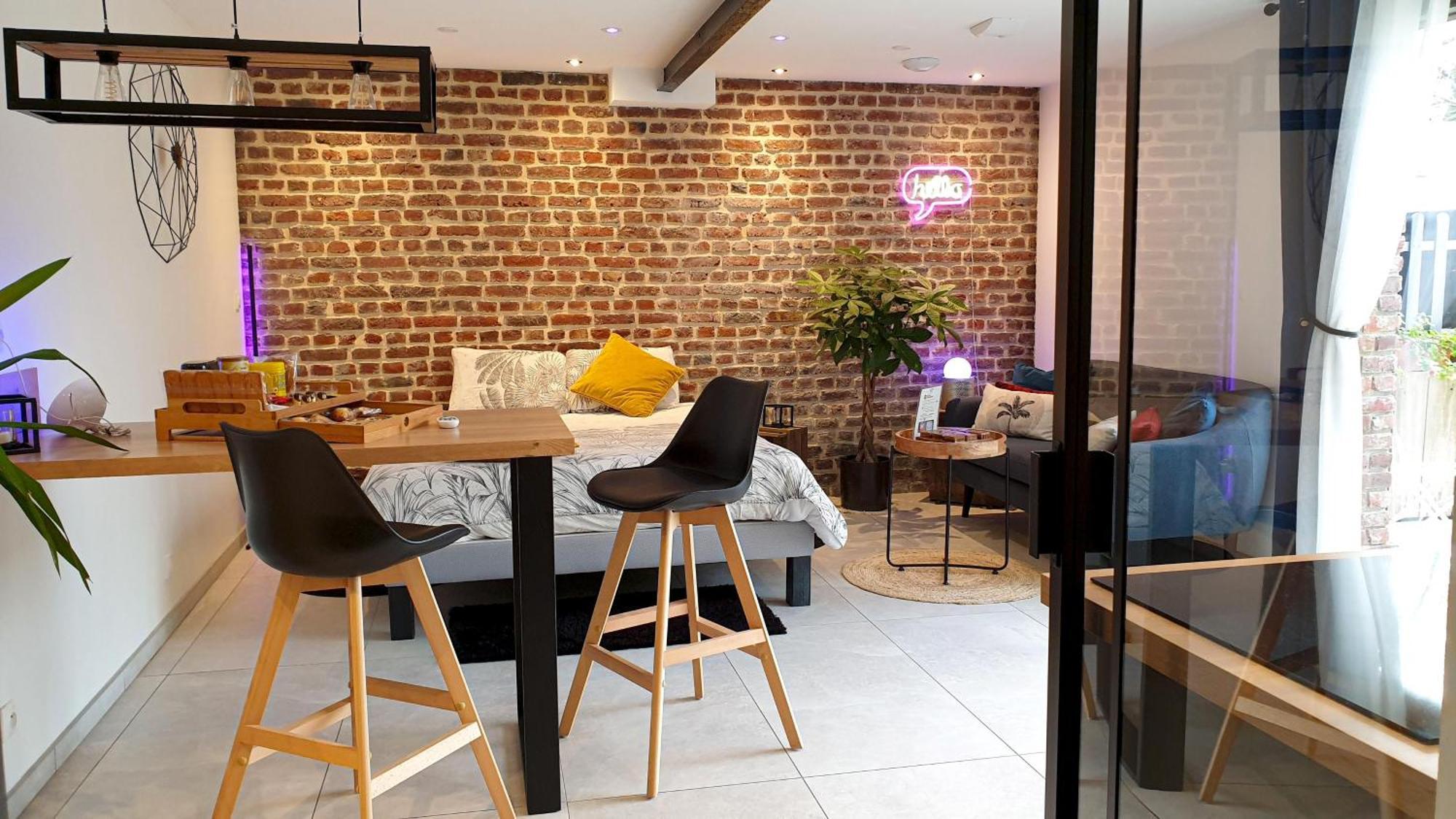 Gary Suite - Studio Cosy, Spa Et Jardin Privatif A 4 Min De Cambrai Awoingt Esterno foto
