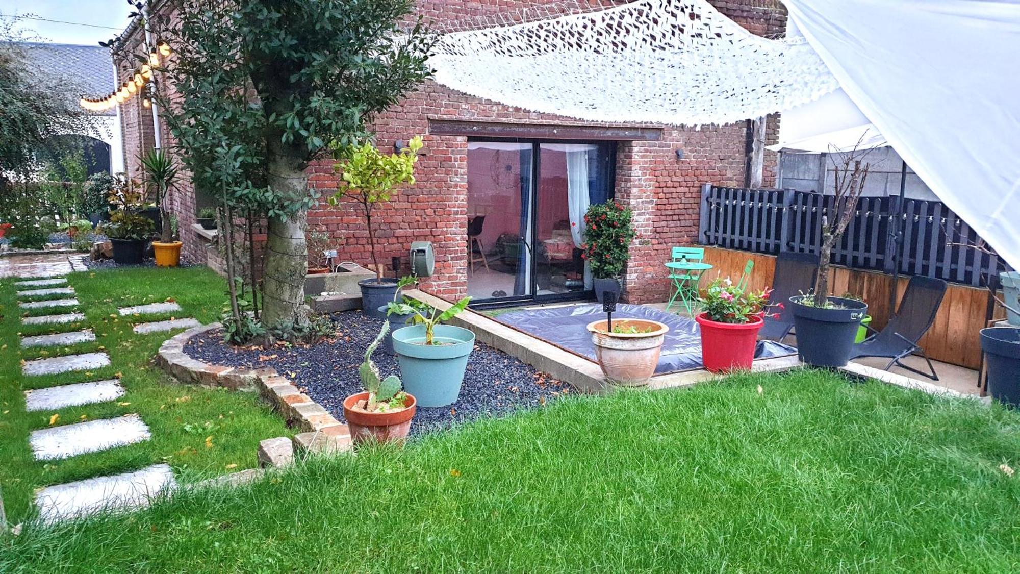 Gary Suite - Studio Cosy, Spa Et Jardin Privatif A 4 Min De Cambrai Awoingt Esterno foto